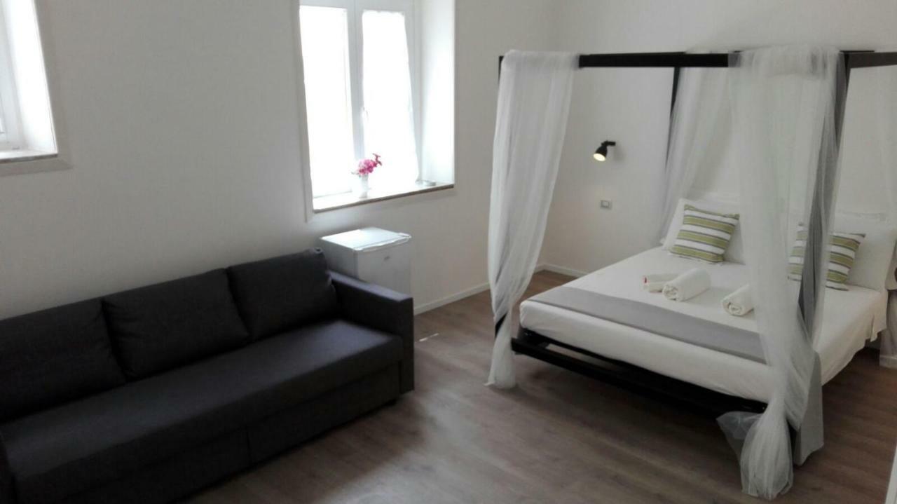 Dimora Di Artemide Hotel Szirakúza Kültér fotó